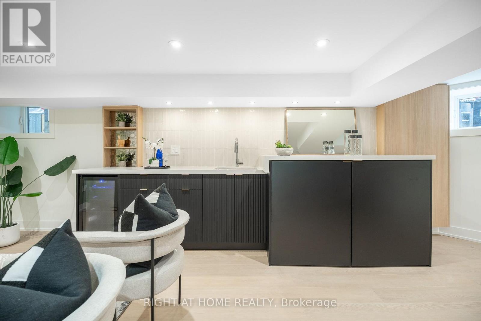356 Woodfield Road, Toronto, Ontario  M4L 2X1 - Photo 35 - E14028918