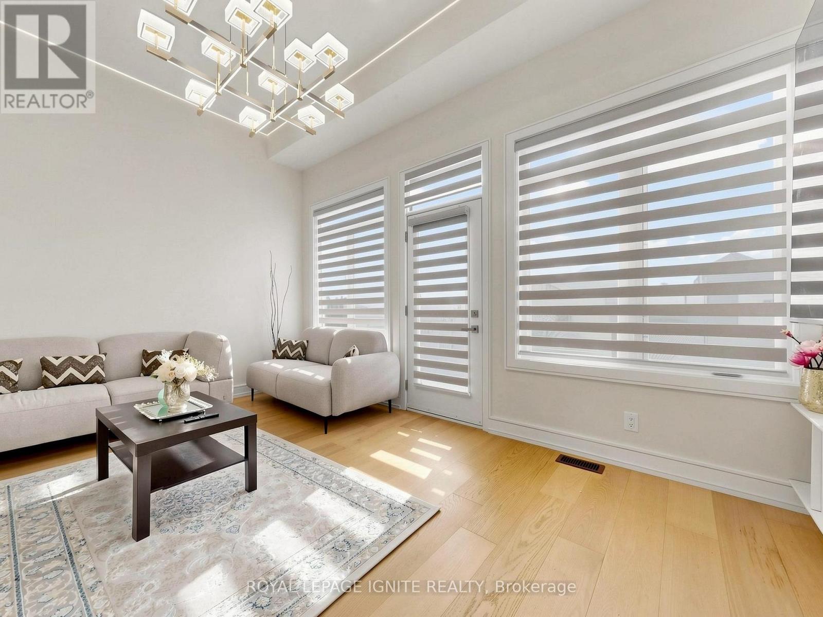 52a Robinson Avenue, Toronto, Ontario  M1L 3T1 - Photo 10 - E14028988