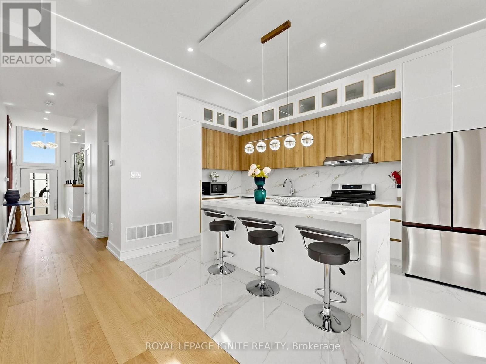 52a Robinson Avenue, Toronto, Ontario  M1L 3T1 - Photo 13 - E14028988