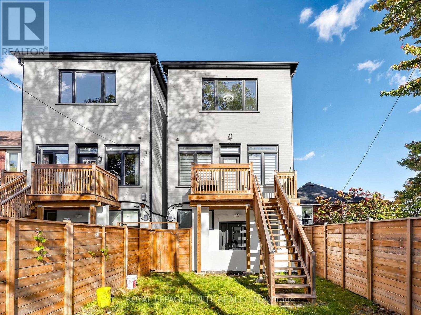 52a Robinson Avenue, Toronto, Ontario  M1L 3T1 - Photo 48 - E14028988