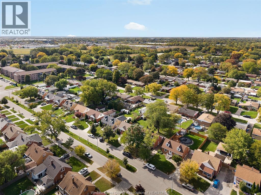 1245 Fairview Boulevard, Windsor, Ontario  N8S 3E8 - Photo 33 - 26025134