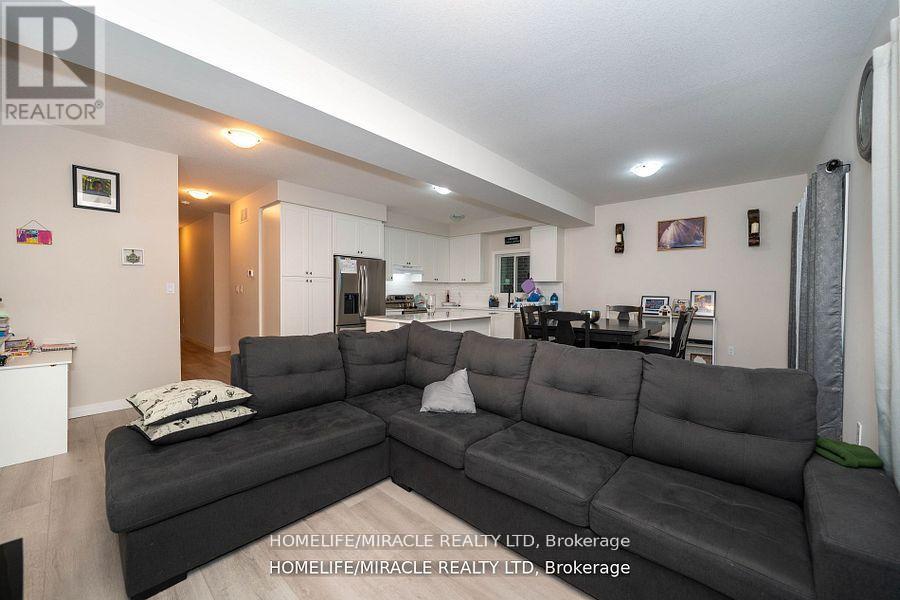 139 Siebert Avenue, Kitchener, Ontario  N2C 2A5 - Photo 4 - X13647806