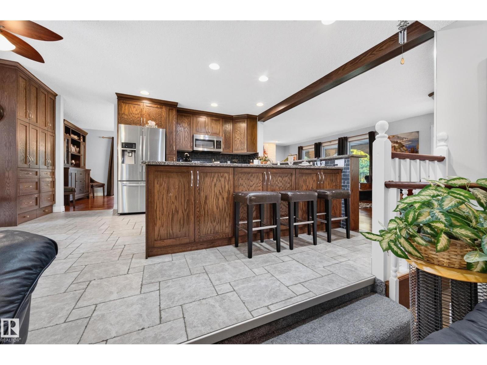 #253 52349 RGE ROAD 233