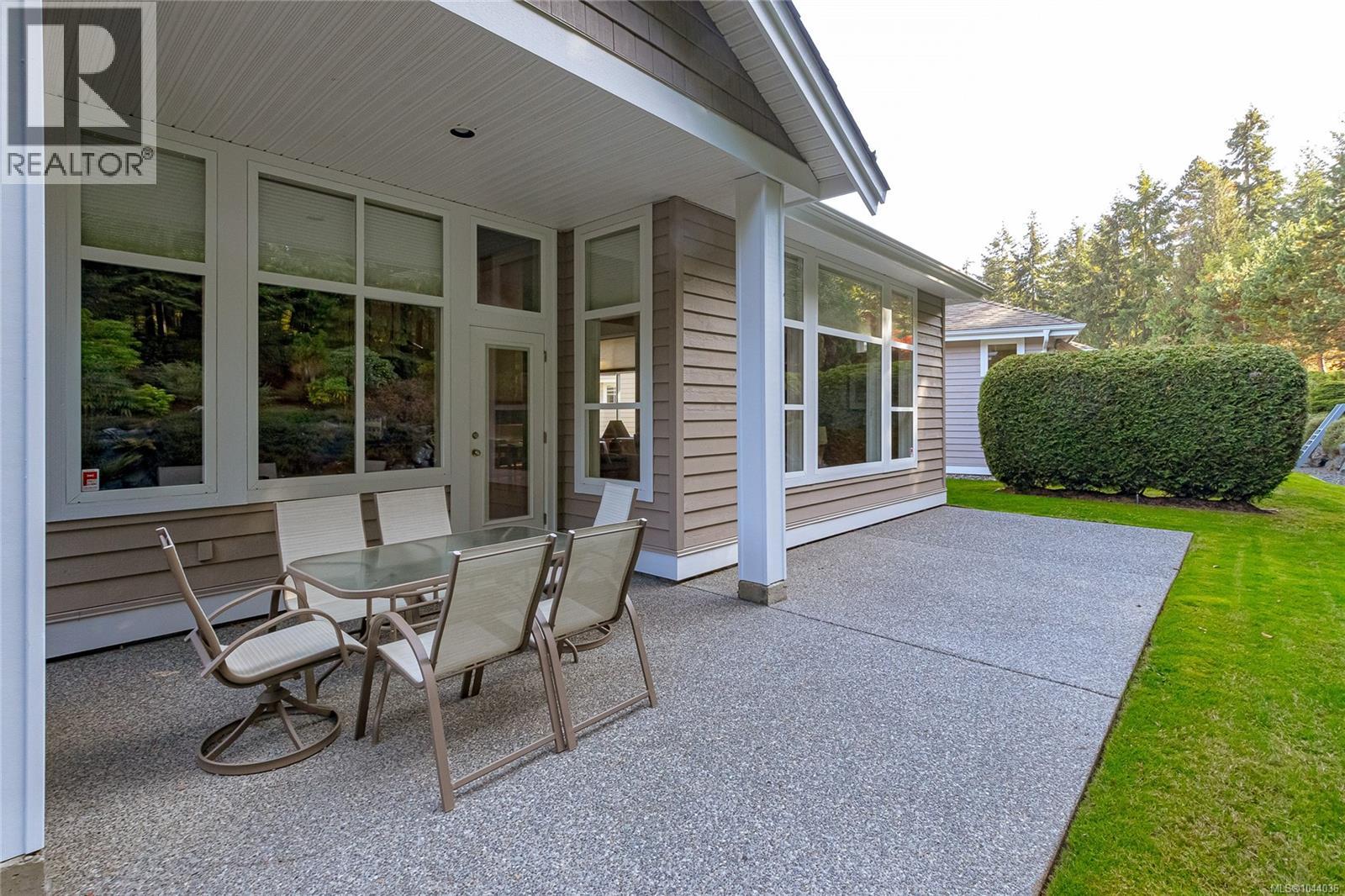 1384 Cape Cod Dr
