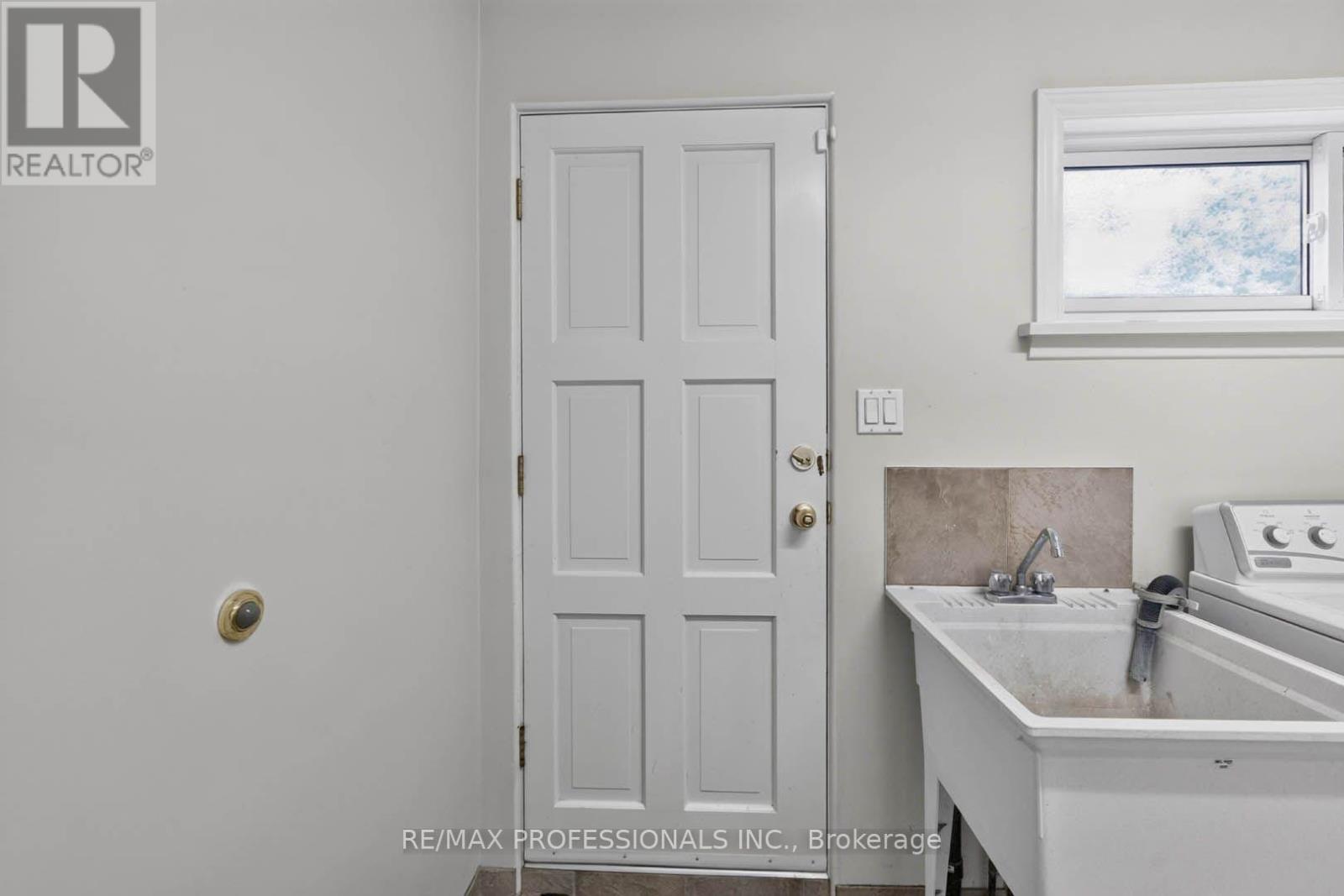 2467 Edenhurst Drive, Mississauga, Ontario  L5A 2L2 - Photo 29 - W14028986