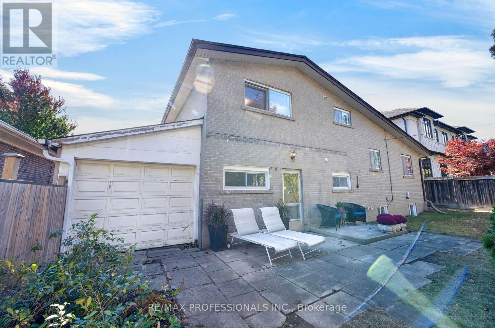 2467 Edenhurst Drive, Mississauga, Ontario  L5A 2L2 - Photo 33 - W14028986
