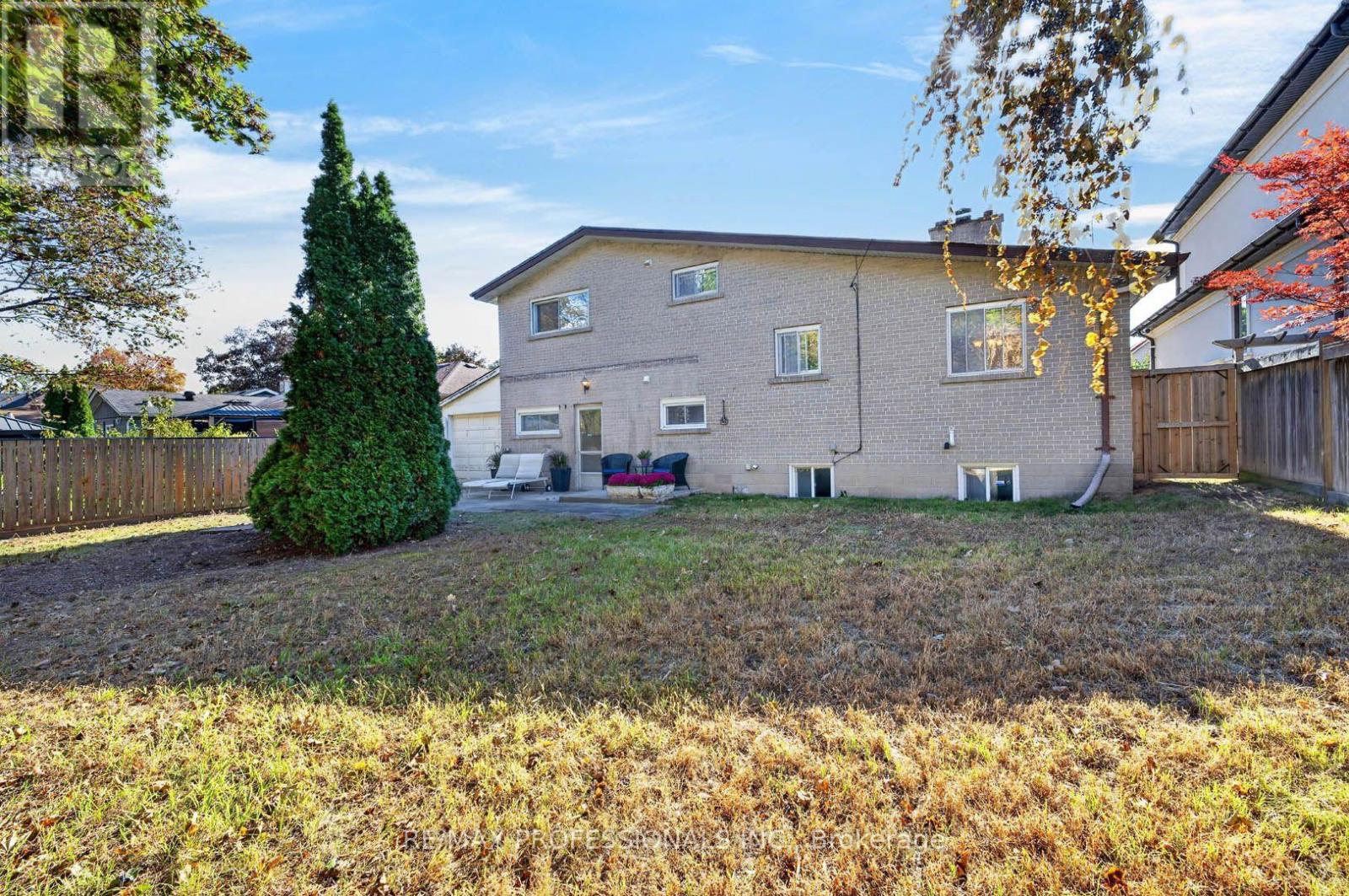 2467 Edenhurst Drive, Mississauga, Ontario  L5A 2L2 - Photo 36 - W14028986