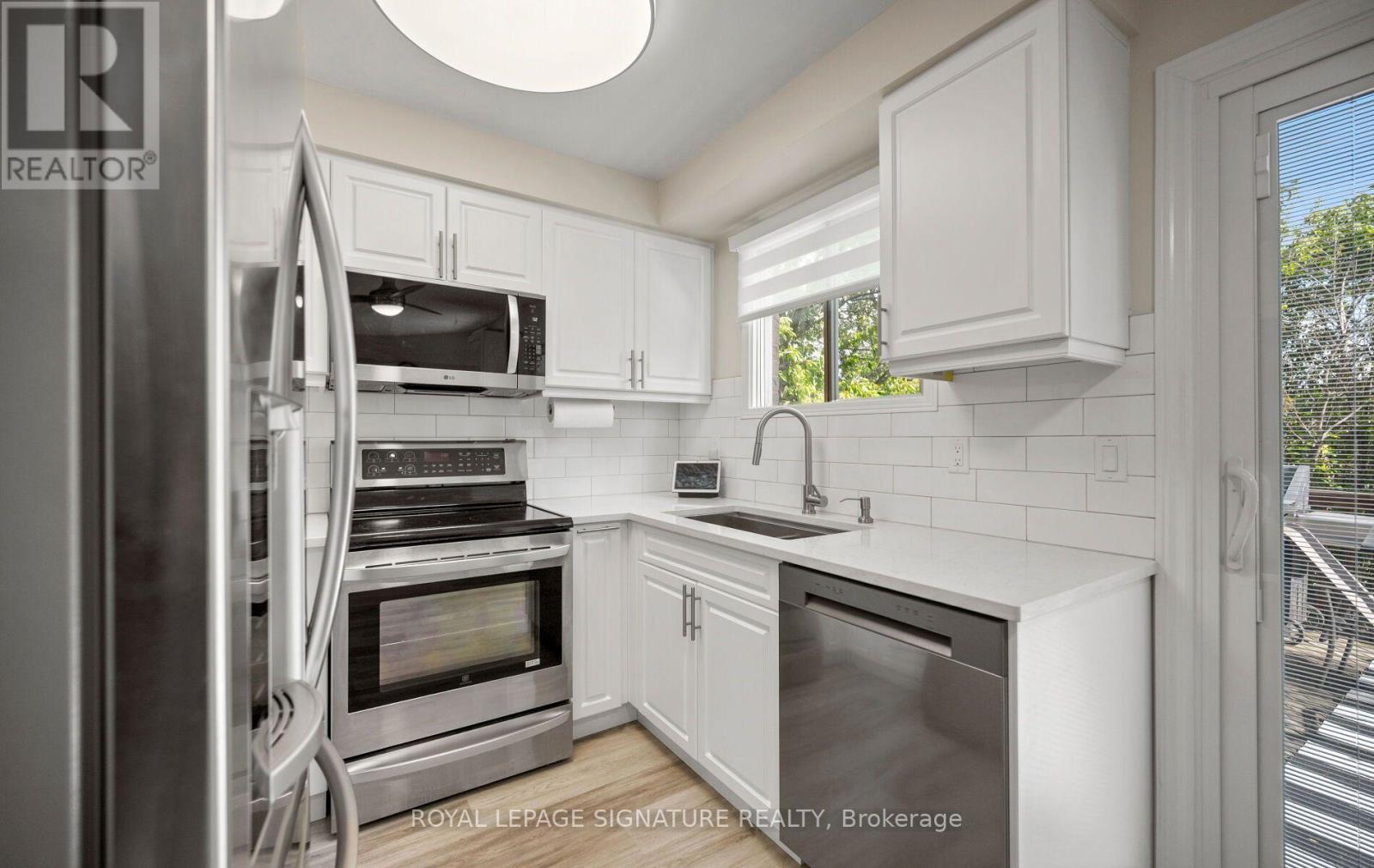 2092 Hunt Crescent, Burlington, Ontario  L7M 2N9 - Photo 17 - W14028996