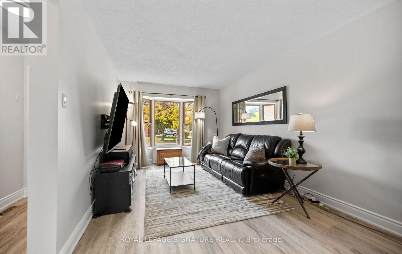 2092 Hunt Crescent, Burlington, Ontario  L7M 2N9 - Photo 6 - W14028996