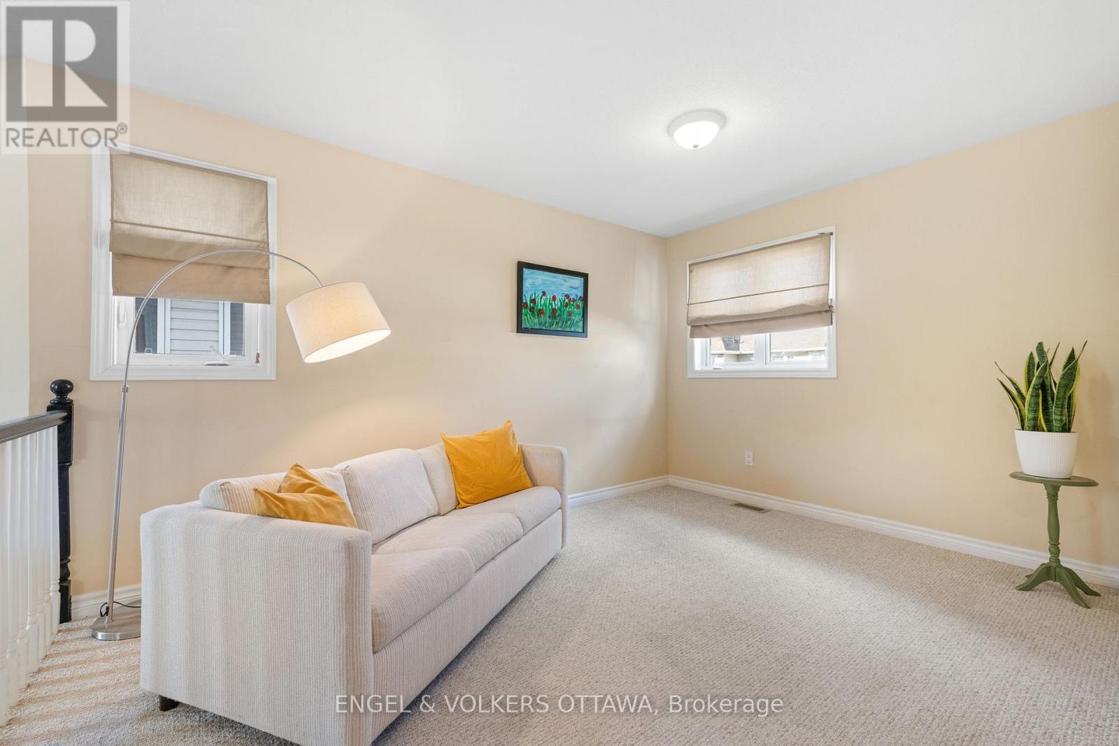 5 Valencia Street, Ottawa, Ontario  K2G 6T1 - Photo 24 - X14028990