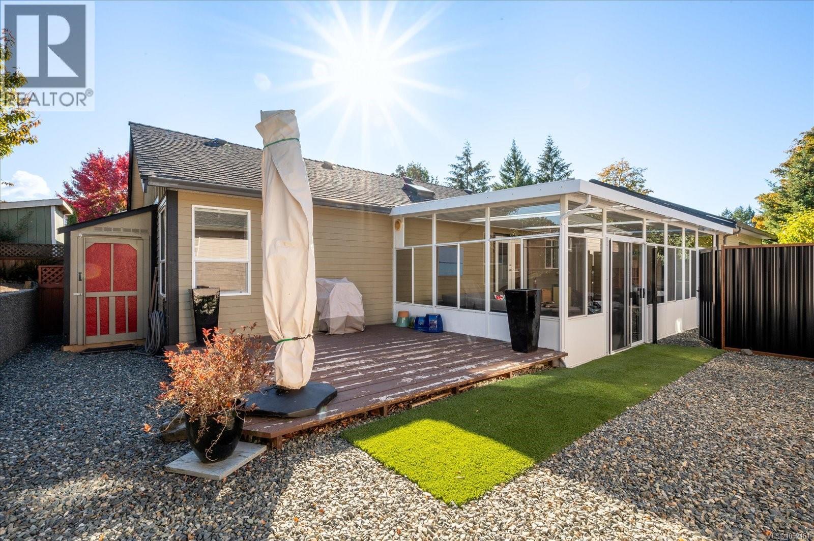 4025 Magnolia Dr