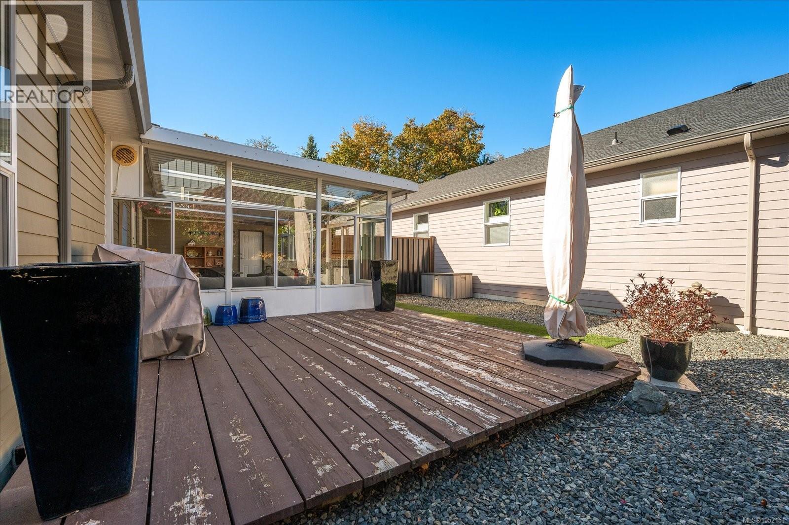 4025 Magnolia Dr