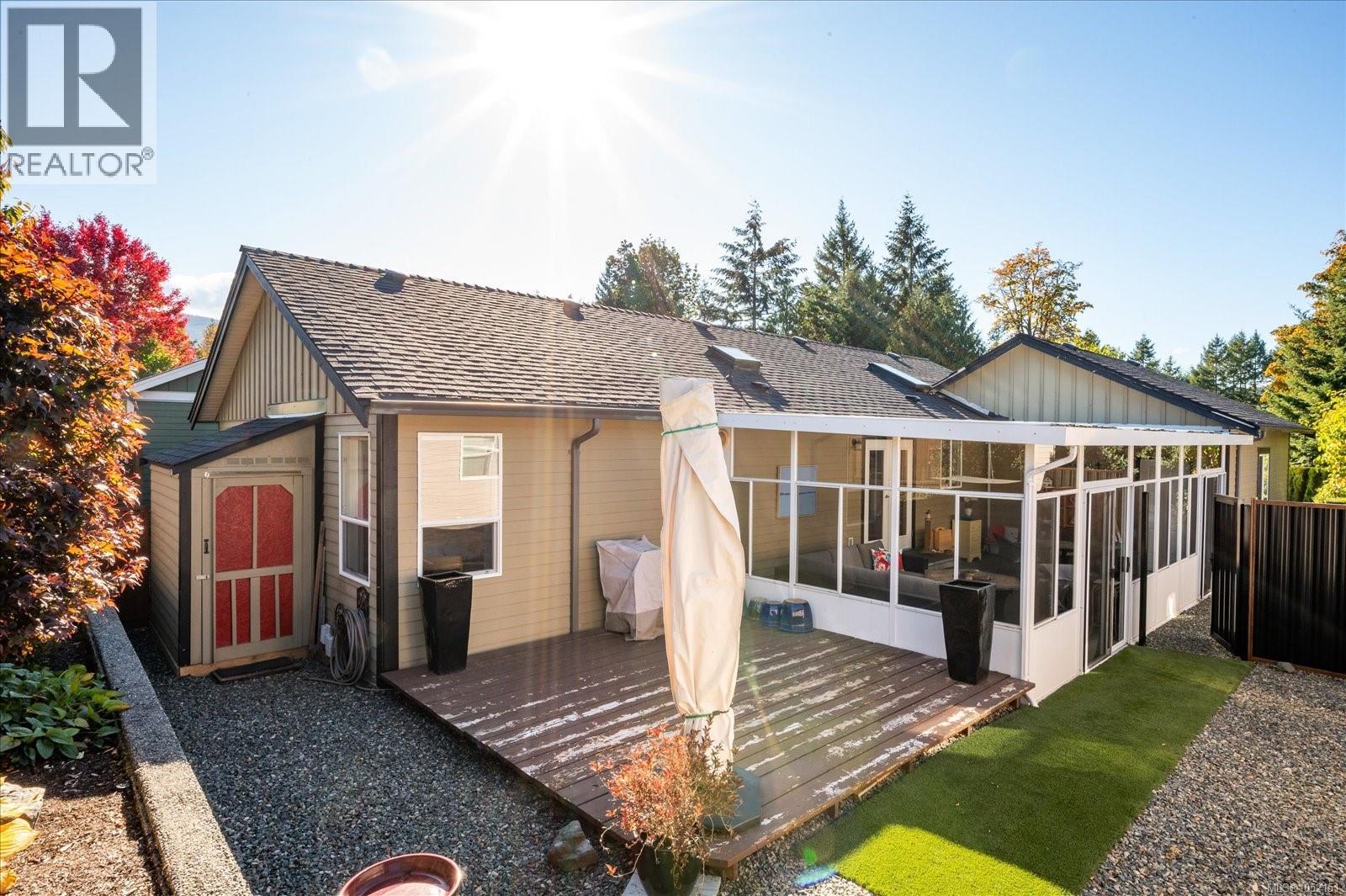 4025 Magnolia Dr