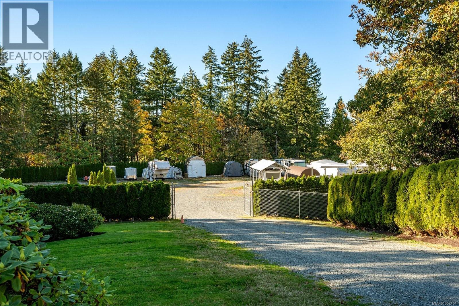 4025 Magnolia Dr