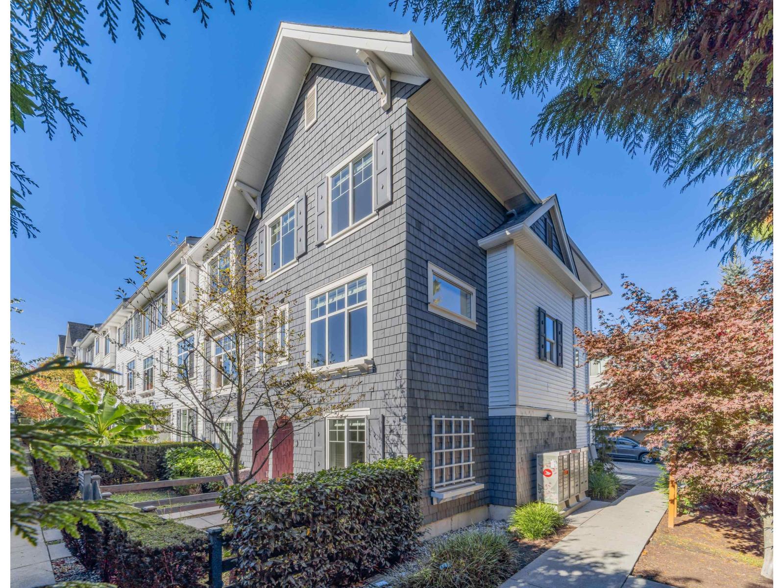 113 8130 136a Street, Surrey, British Columbia  V3W 1H9 - Photo 6 - R3174867