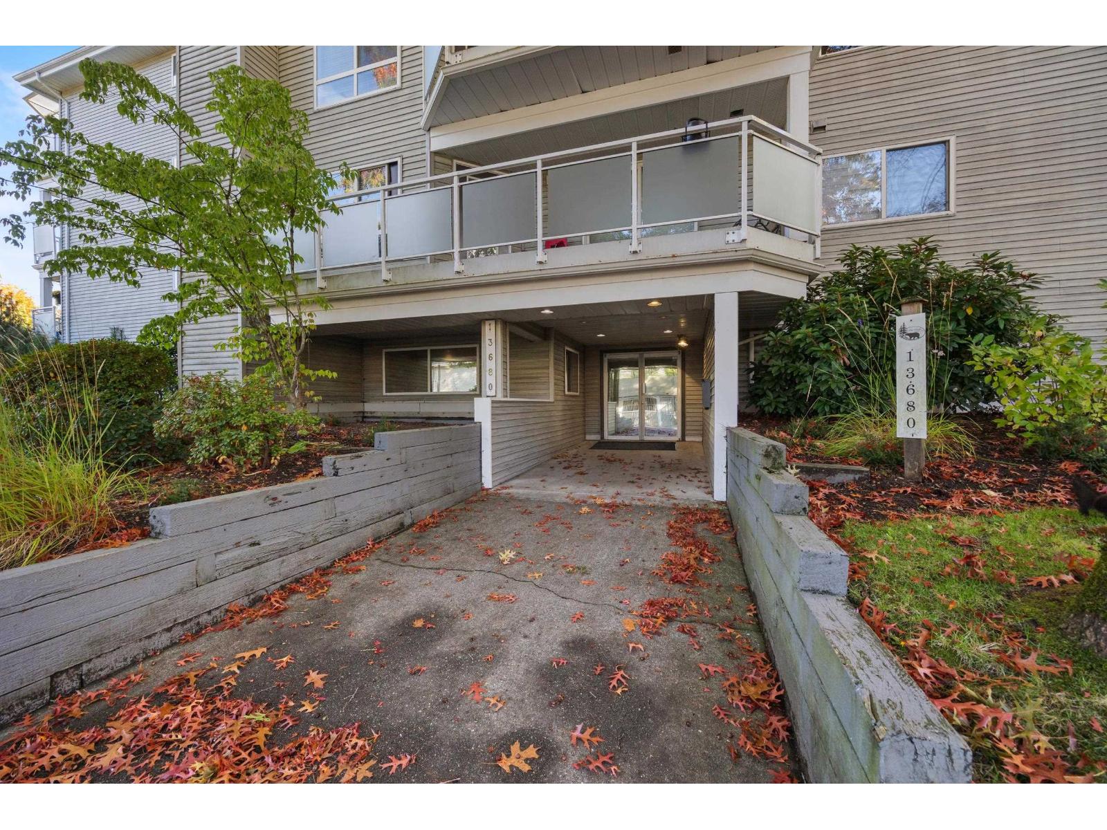 301 13680 84 Avenue, Surrey, British Columbia  V3W 0T6 - Photo 3 - R3174882