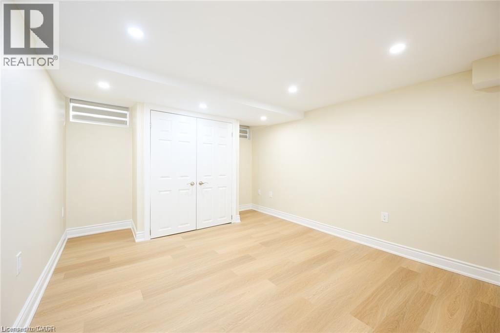 347 York Road Unit# Lower # 2, Burlington, Ontario  L7R 3X5 - Photo 8 - 40869893