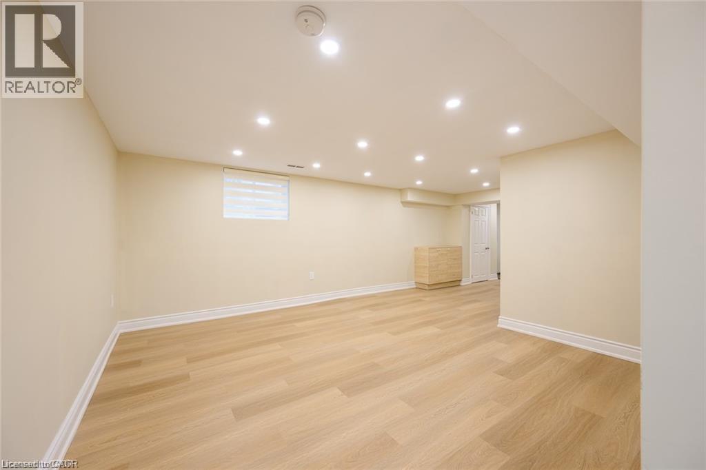 347 York Road Unit# Lower # 2, Burlington, Ontario  L7R 3X5 - Photo 7 - 40869893