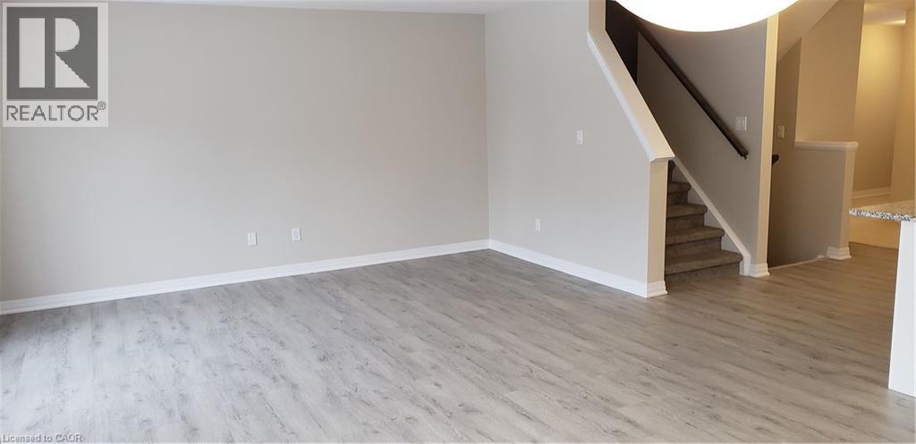 65 Fenside Street, Kitchener, Ontario  N2P 0J5 - Photo 5 - 40870573