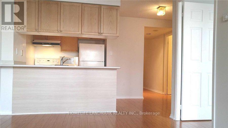 601 - 889 Bay Street, Toronto, Ontario  M5S 3K5 - Photo 3 - C14029098