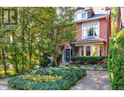 62 ASTLEY AVENUE, Toronto, Ontario