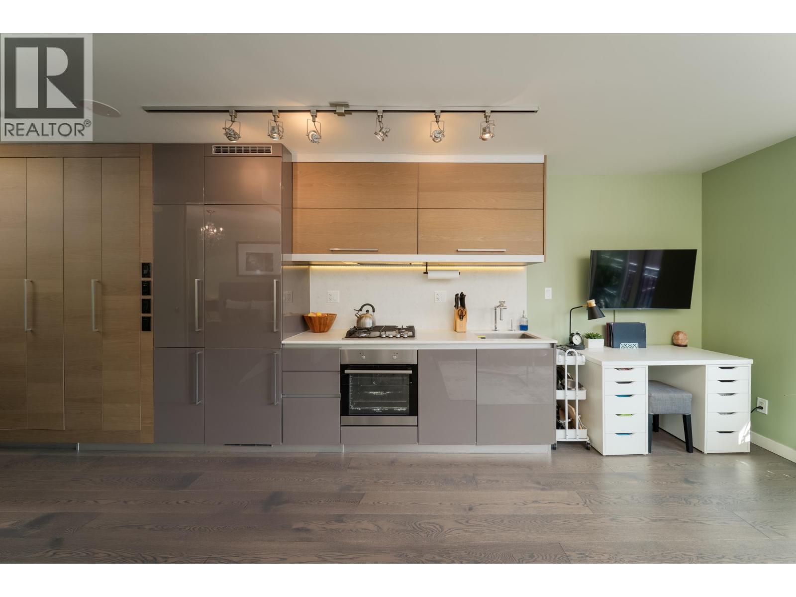 511 189 Keefer Street, Vancouver, British Columbia V6A 0C8 - Photo 6 - R3174823