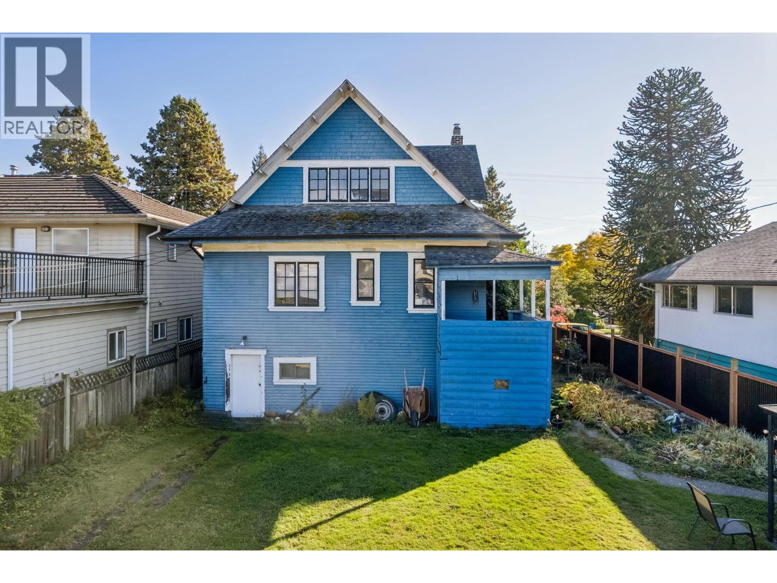 358 W 16th Street, North Vancouver, British Columbia  V7M 1T8 - Photo 12 - R3174874