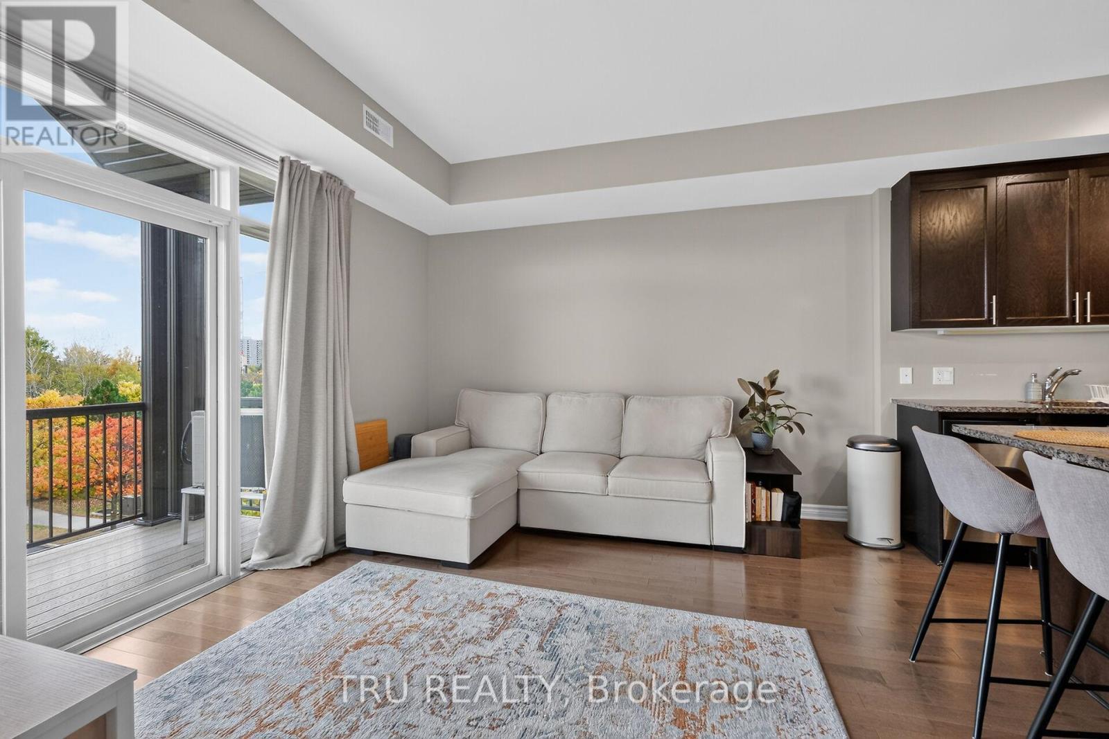 404 - 655 Beauparc Private, Ottawa, Ontario  K1J 0B6 - Photo 13 - X13640046
