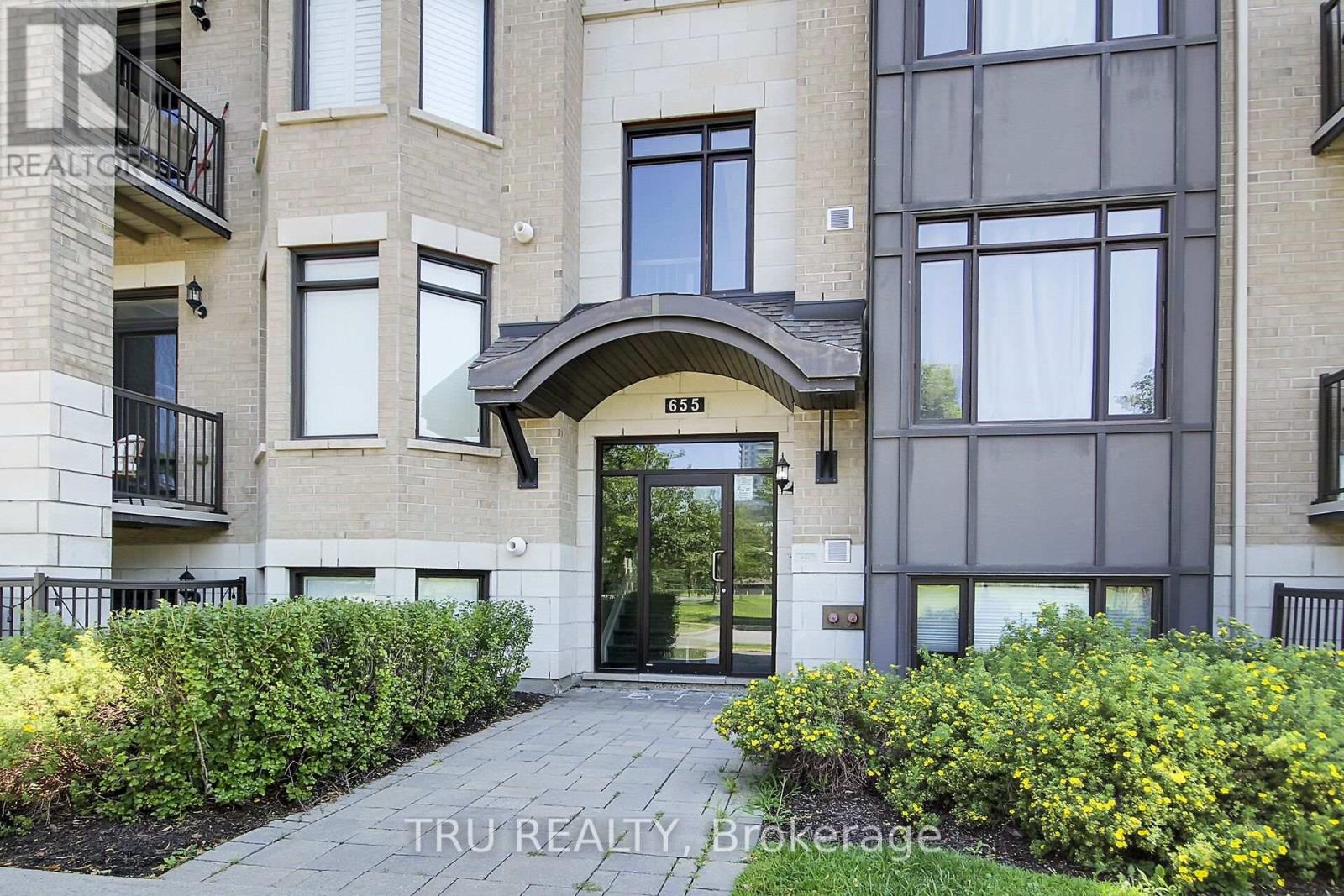 404 - 655 Beauparc Private, Ottawa, Ontario  K1J 0B6 - Photo 2 - X13640046