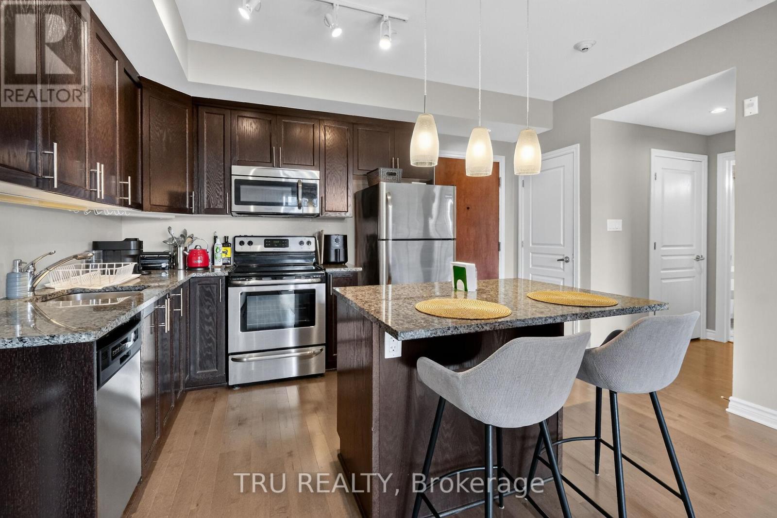 404 - 655 Beauparc Private, Ottawa, Ontario  K1J 0B6 - Photo 17 - X13640046