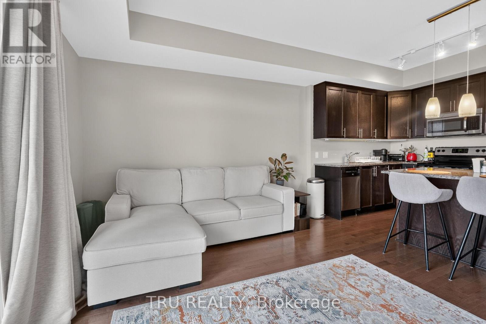 404 - 655 Beauparc Private, Ottawa, Ontario  K1J 0B6 - Photo 8 - X13640046