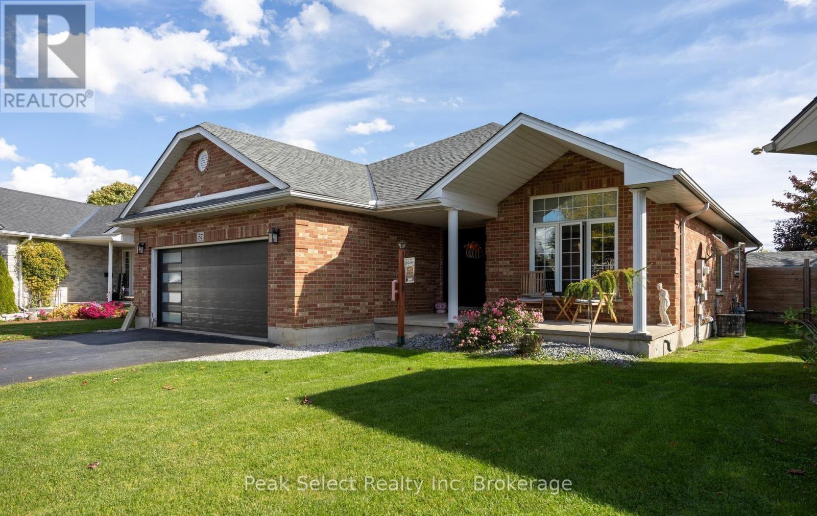57 Parkhaven Crescent, St. Marys, Ontario  N4X 1E7 - Photo 3 - X14029080