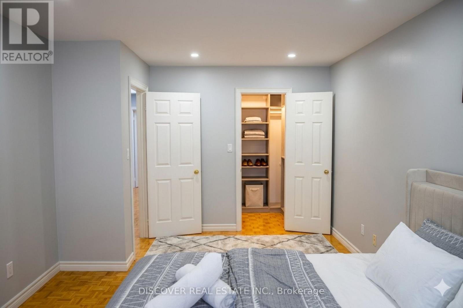 963 Hampton Crescent, Mississauga, Ontario  L5G 4G7 - Photo 14 - W14029074