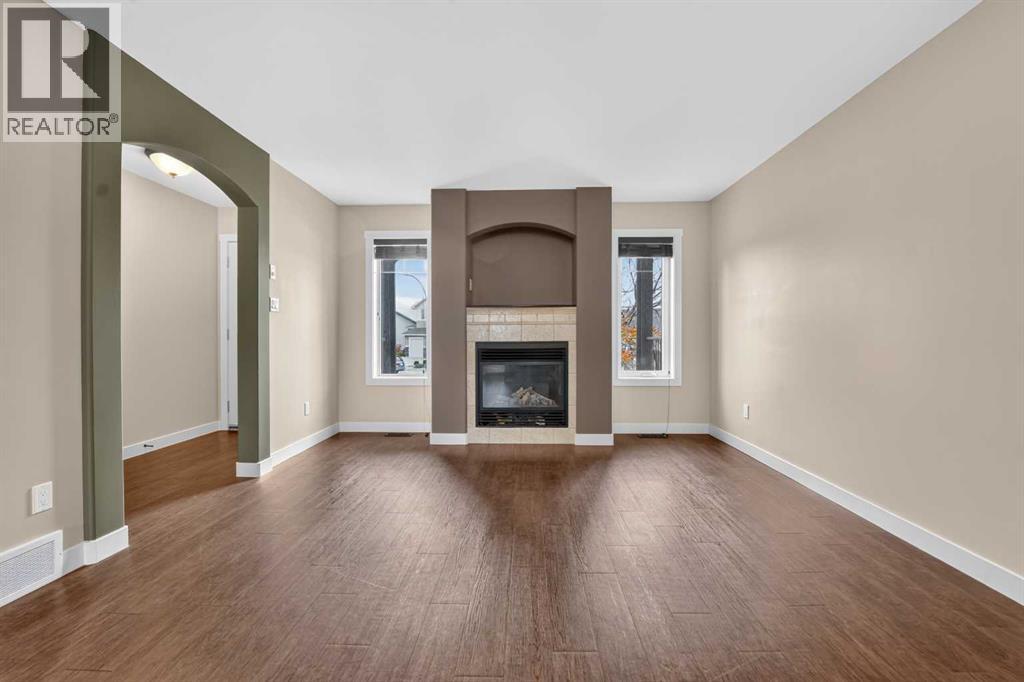 5, 3814 Sundance Close