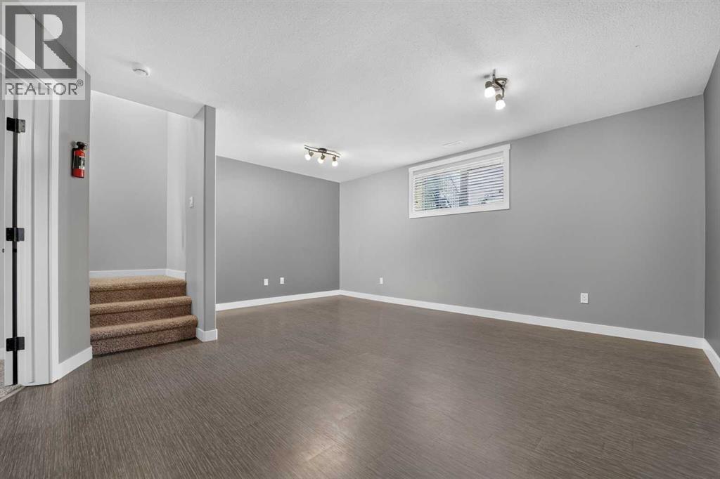 5, 3814 Sundance Close