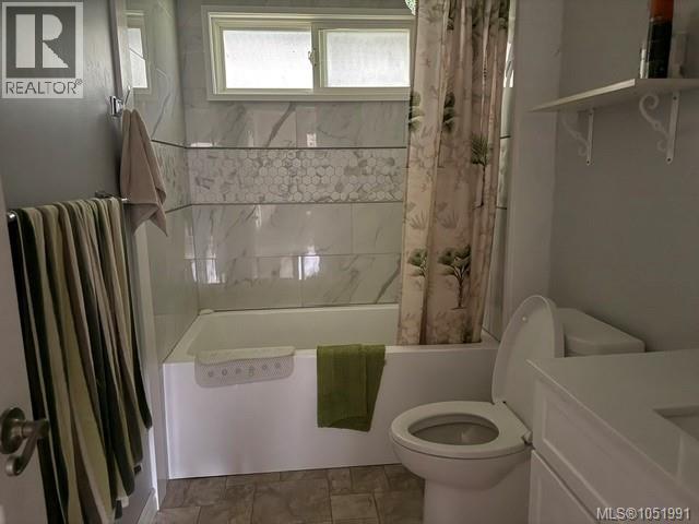 7725 Duval Ave, Port Hardy, British Columbia  V0N 2P0 - Photo 14 - 1051991