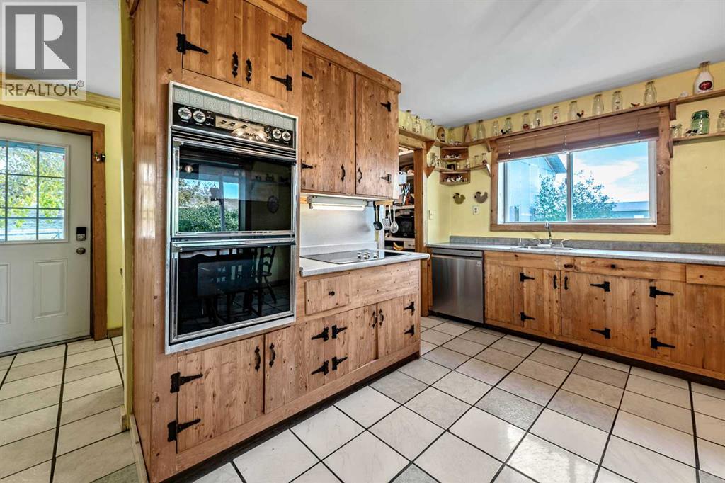 64076 610 Avenue W, Rural Foothills County, Alberta  T1V 1N2 - Photo 10 - A2350706