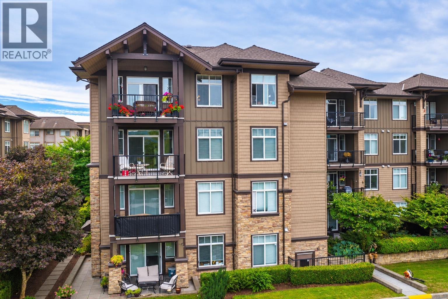 326 12258 224TH STREET, Maple Ridge, British Columbia