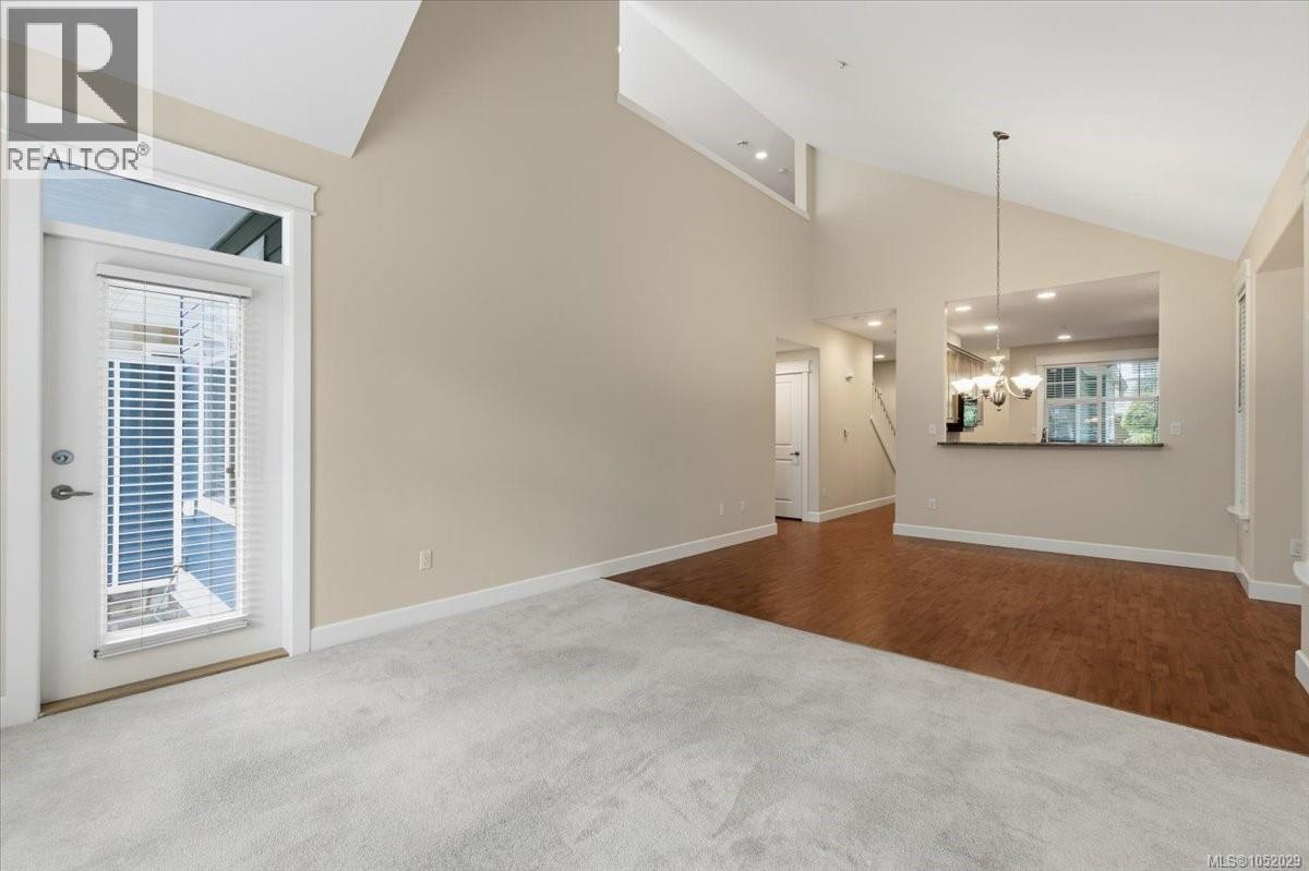 6347 Pinewood Lane