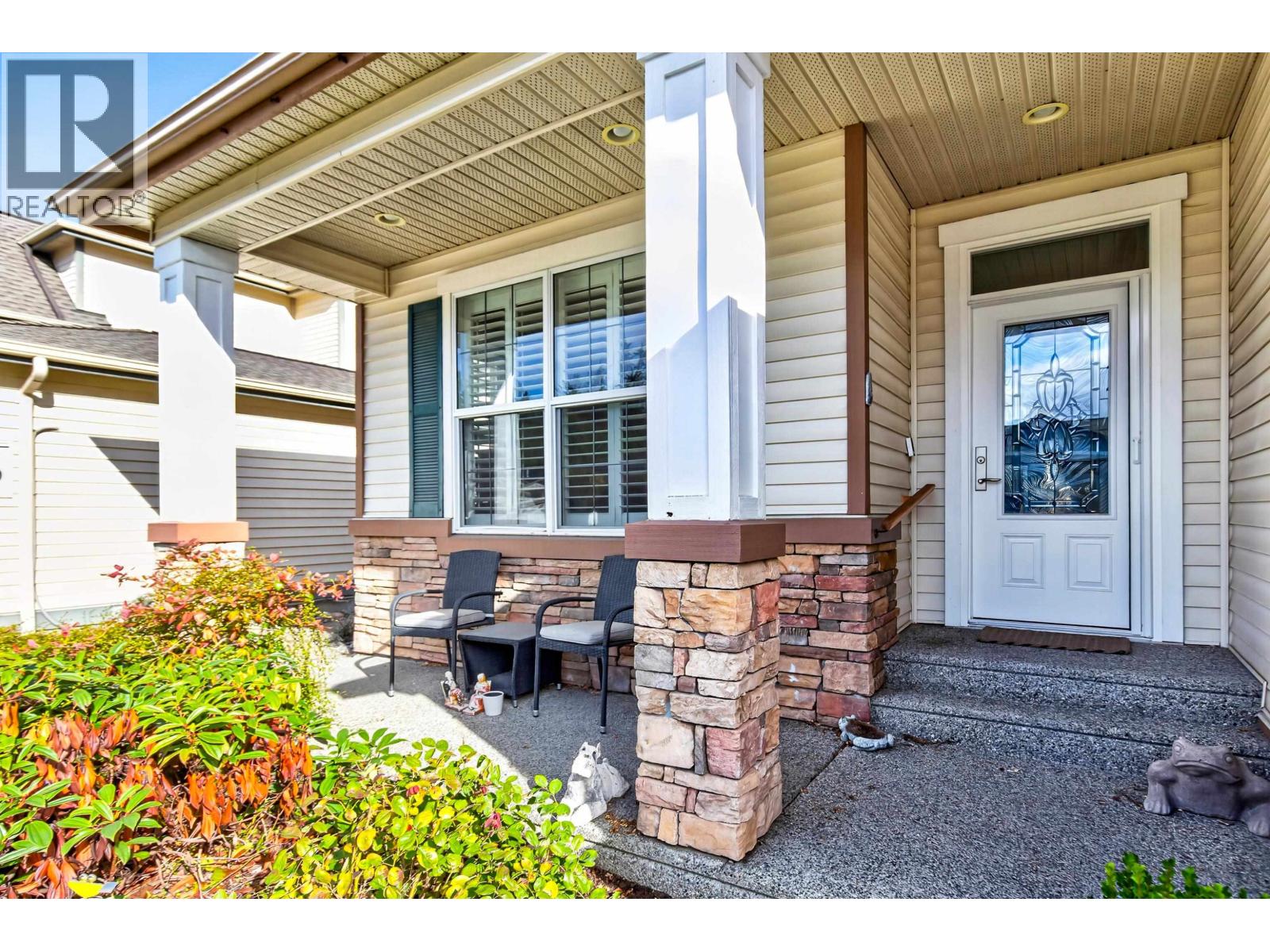 162 19639 Meadow Gardens Way, Pitt Meadows, British Columbia  V3Y 2T5 - Photo 3 - R3174838