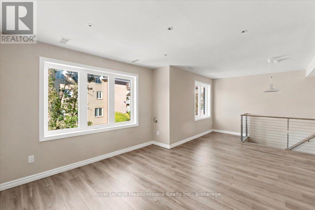 109 - 75 Weldrick Road E, Richmond Hill, Ontario  L4C 0H9 - Photo 12 - N13885000