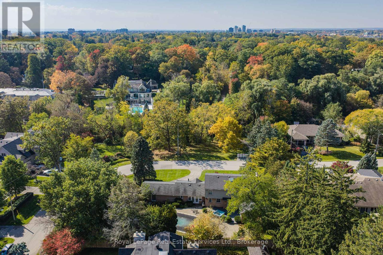 1151 Morrison Heights Drive, Oakville, Ontario  L6J 4J2 - Photo 47 - W13912338