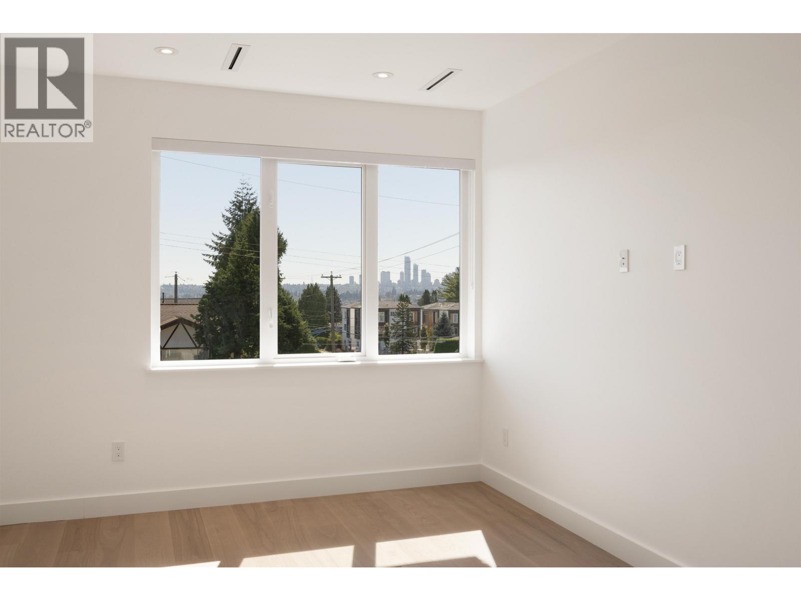 2 6503 Winch Street, Burnaby, British Columbia  V5B 2L5 - Photo 18 - R3167135