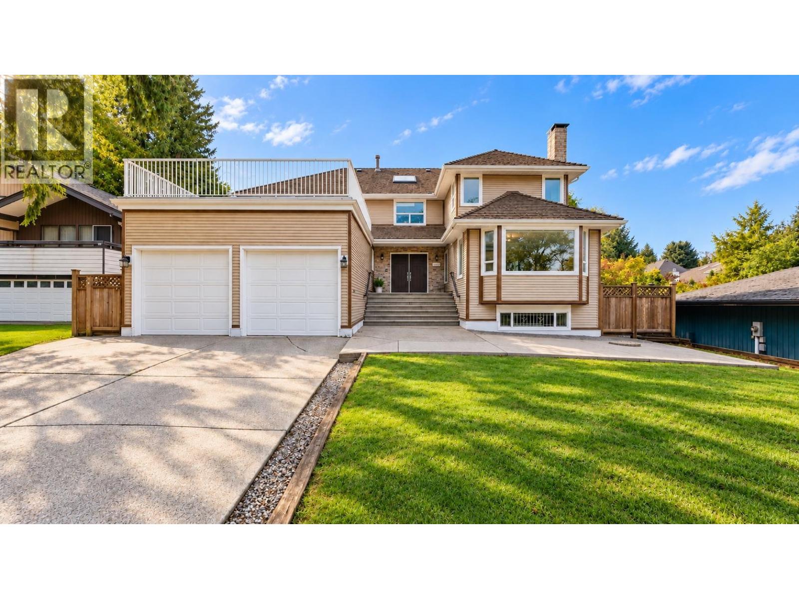 4673 HARKEN DRIVE Burnaby British Columbia Canada V5G2M8 2