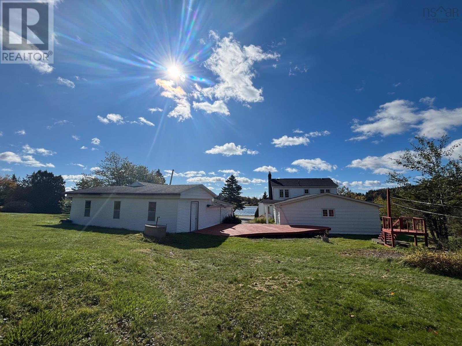 18467 Highway 7, Popes Harbour, Nova Scotia  B0J 3H0 - Photo 2 - 202625788