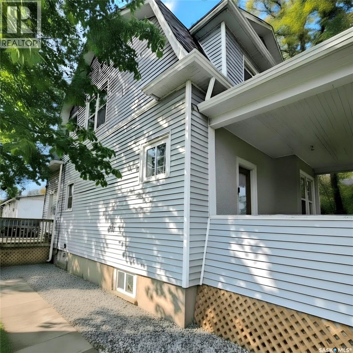 261 22nd Street E, Prince Albert, Saskatchewan  S6V 1N2 - Photo 33 - SK050993