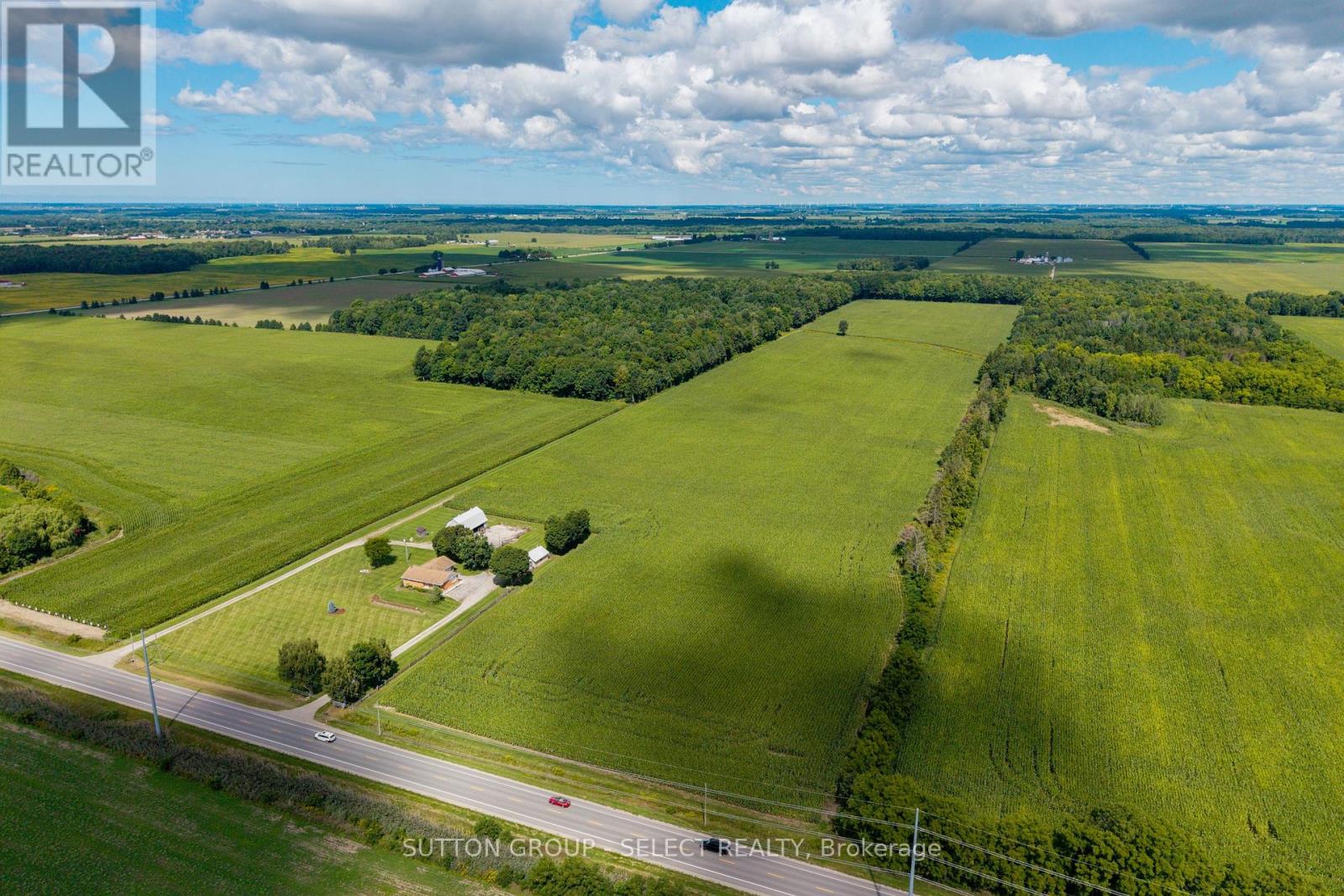 27840 Nairn Road, North Middlesex, Ontario  N0M 2K0 - Photo 1 - X14029194