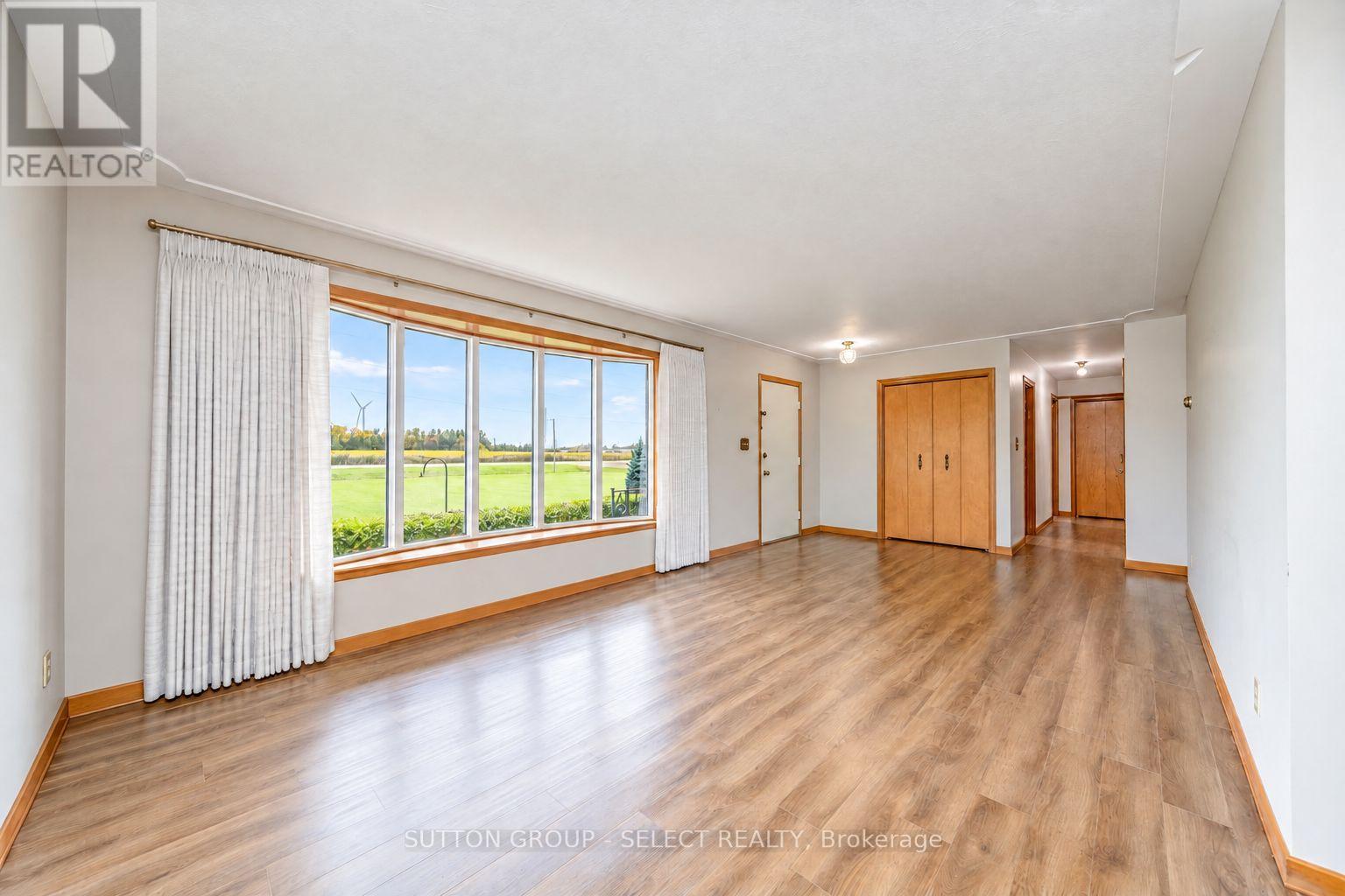 27840 Nairn Road, North Middlesex, Ontario  N0M 2K0 - Photo 12 - X14029194