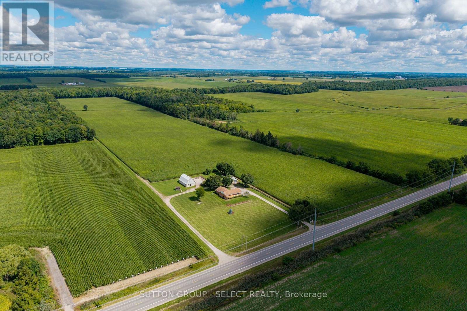 27840 Nairn Road, North Middlesex, Ontario  N0M 2K0 - Photo 3 - X14029194