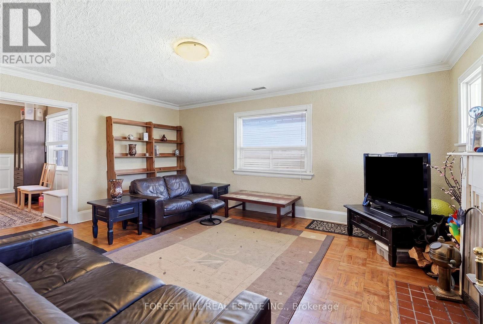 Unit A - 1070 Avenue Road, Toronto, Ontario  M5N 2C9 - Photo 10 - C14029178